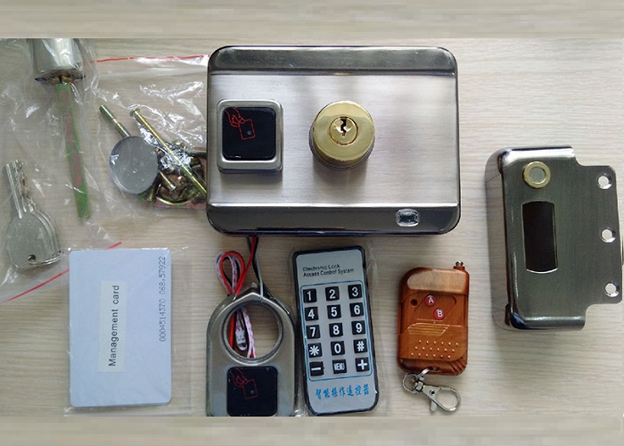 Tim-hieu-khai-niem-khoa-cua-dien-tu-la-gi-va-chung-hoat-dong-nhu-the-nao